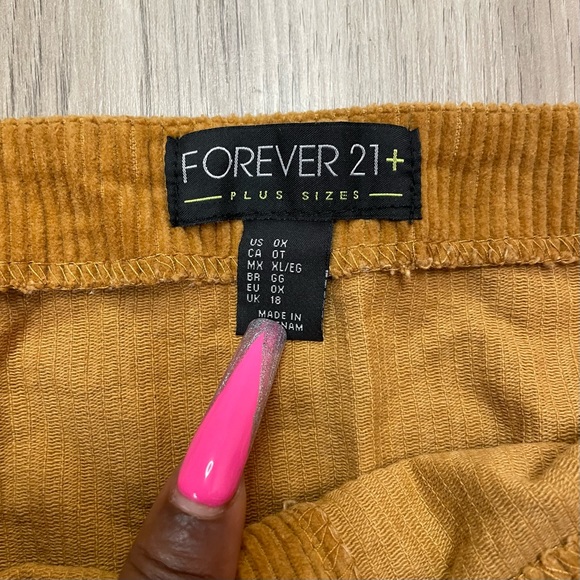 🍯 Corduroy Button Up Mini Skirt 🍯 - Picture 4 of 6